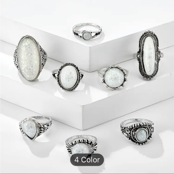 New 8 piece stackable ring set - Picture 4 of 6